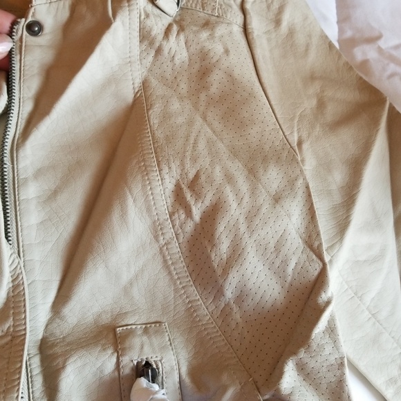 NEW YORK & COMPANY| LEATHER MOTO JACKET SZ M - Picture 5 of 8